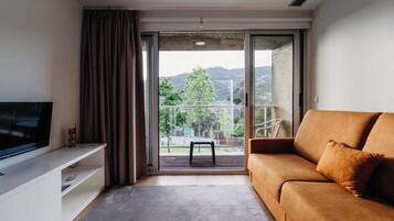 32-Zoll-Flachbildfernseher mit Digitalempfang