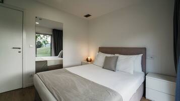 1 bedroom, hypo-allergenic bedding, minibar, cots/infant beds