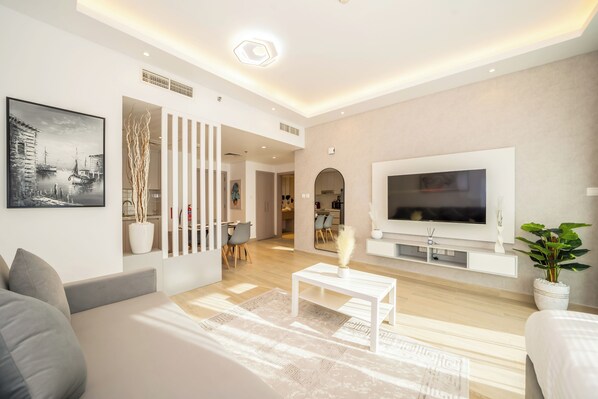 Appartamento, balcone, vista città | Area soggiorno