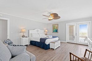 6 Schlafzimmer, Schreibtisch, Bügeleisen/Bügelbrett, WLAN