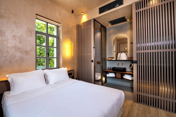 Chambre Deluxe Double ou avec lits jumeaux, vue ville | Salle de bain