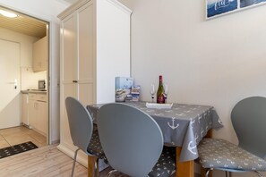 Apartment | Living room - Apartment in St. Peter-ording by Sandy Beach (St. Peter-Ording)