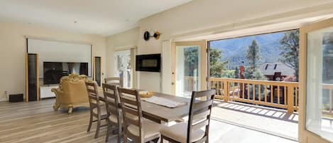 House (3 Bedrooms) | Front of property