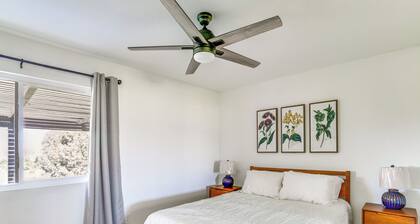 Water-view Home w/ Hot Tub in Lake Elsinore!