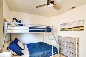 House (3 Bedrooms) | Interior - Water-view Home w/ Hot Tub in Lake Elsinore! (Lake Elsinore)