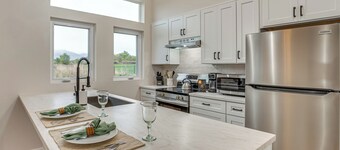 ワイナリー & ファームフレッシュ ハーベスト: シック パリセード ジェム！