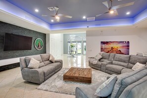 House (3 Bedrooms) | Interior - Outdoor Oasis: Family-friendly Cape Coral Home (Cape Coral)