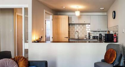 2 Bed Flat - Town Centre