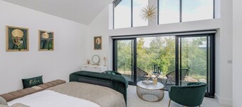 Gable View Summary:<br>W