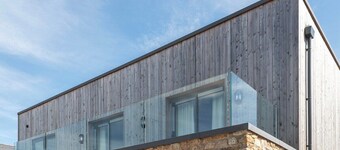 Blooms House - Cookswood