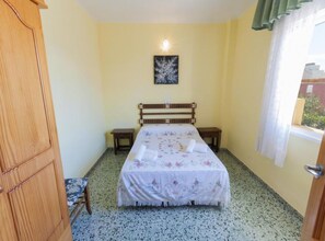 Apartment | 4 bedrooms, bed sheets - Pandora 3 - Apartment (Miramar)