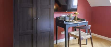 1 室のベッドルーム、WiFi