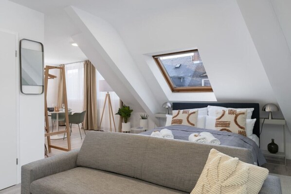 1 bedroom, desk, iron/ironing board, travel crib - Arbio I Suite Apart Koblenz Stadtmitte (Koblenz)