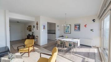 Appartement | 2 slaapkamers, een bureau, snel internet