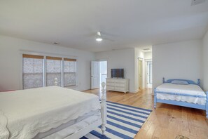 4 室のベッドルーム、WiFi