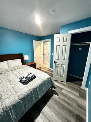 3 Schlafzimmer, Bügeleisen/Bügelbrett, WLAN, Bettwäsche