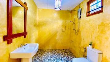 Deluxe-Villa, 1 Schlafzimmer, eigenes Bad, Poolblick | Badezimmer