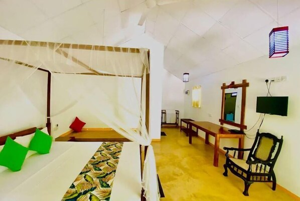 Habitación Deluxe con 1 cama matrimonial o 2 individuales, 1 habitación, baño privado | 1 habitación, escritorio y wifi gratis 