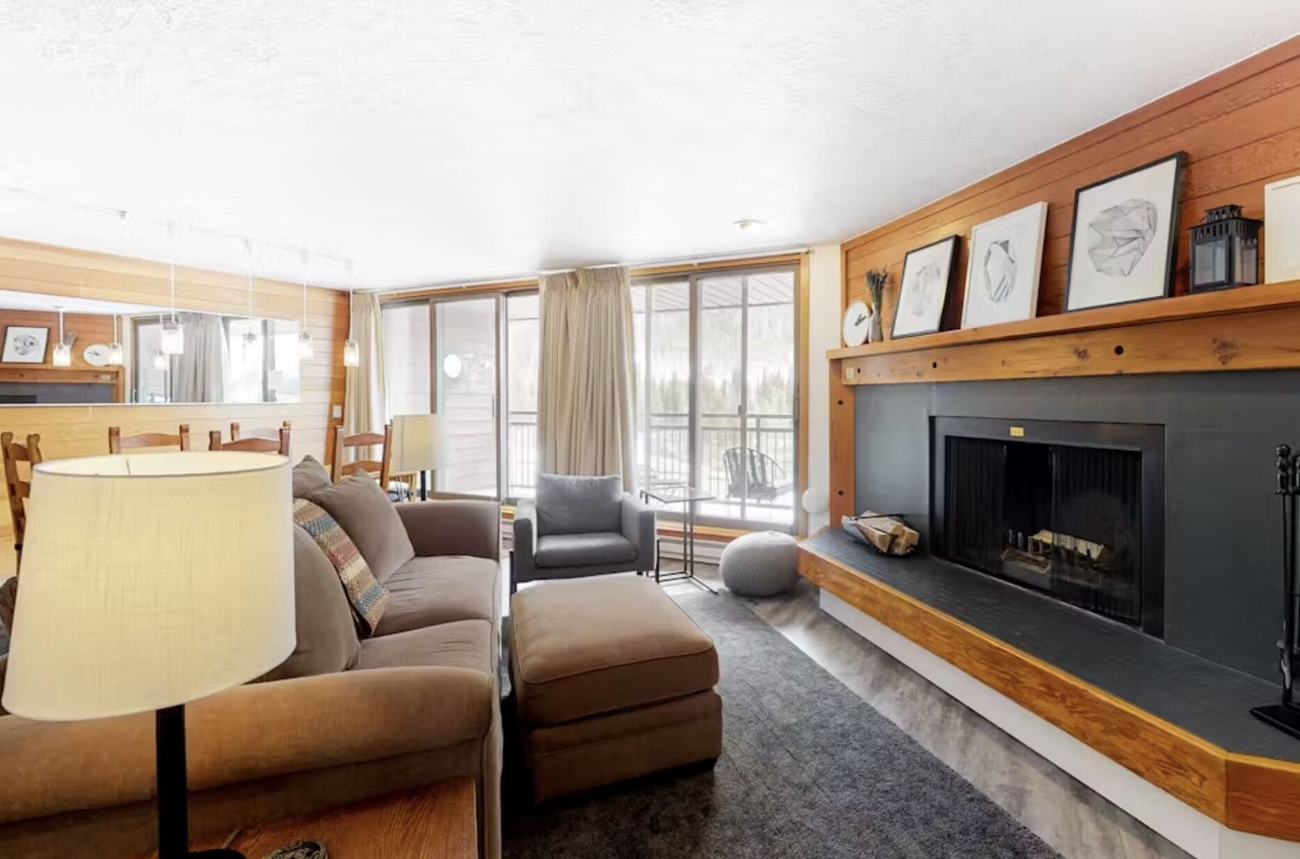 Condo, 1 chambre | Aire de séjour | Téléviseur connecté