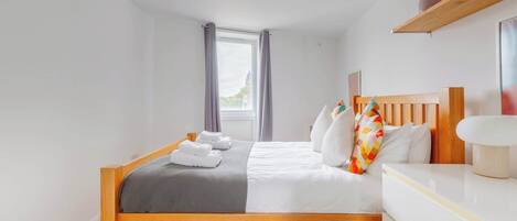 2 Schlafzimmer, Bügeleisen/Bügelbrett, WLAN, Bettwäsche