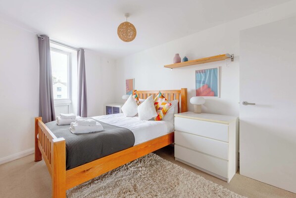 2 Schlafzimmer, Bügeleisen/Bügelbrett, WLAN, Bettwäsche