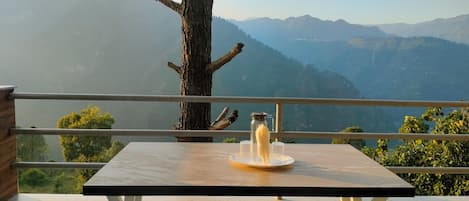 Deluxe-Doppelzimmer, Balkon, Talblick | Blick vom Balkon