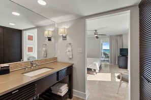 3 camere, ferro/asse da stiro, Wi-Fi gratuito, lenzuola