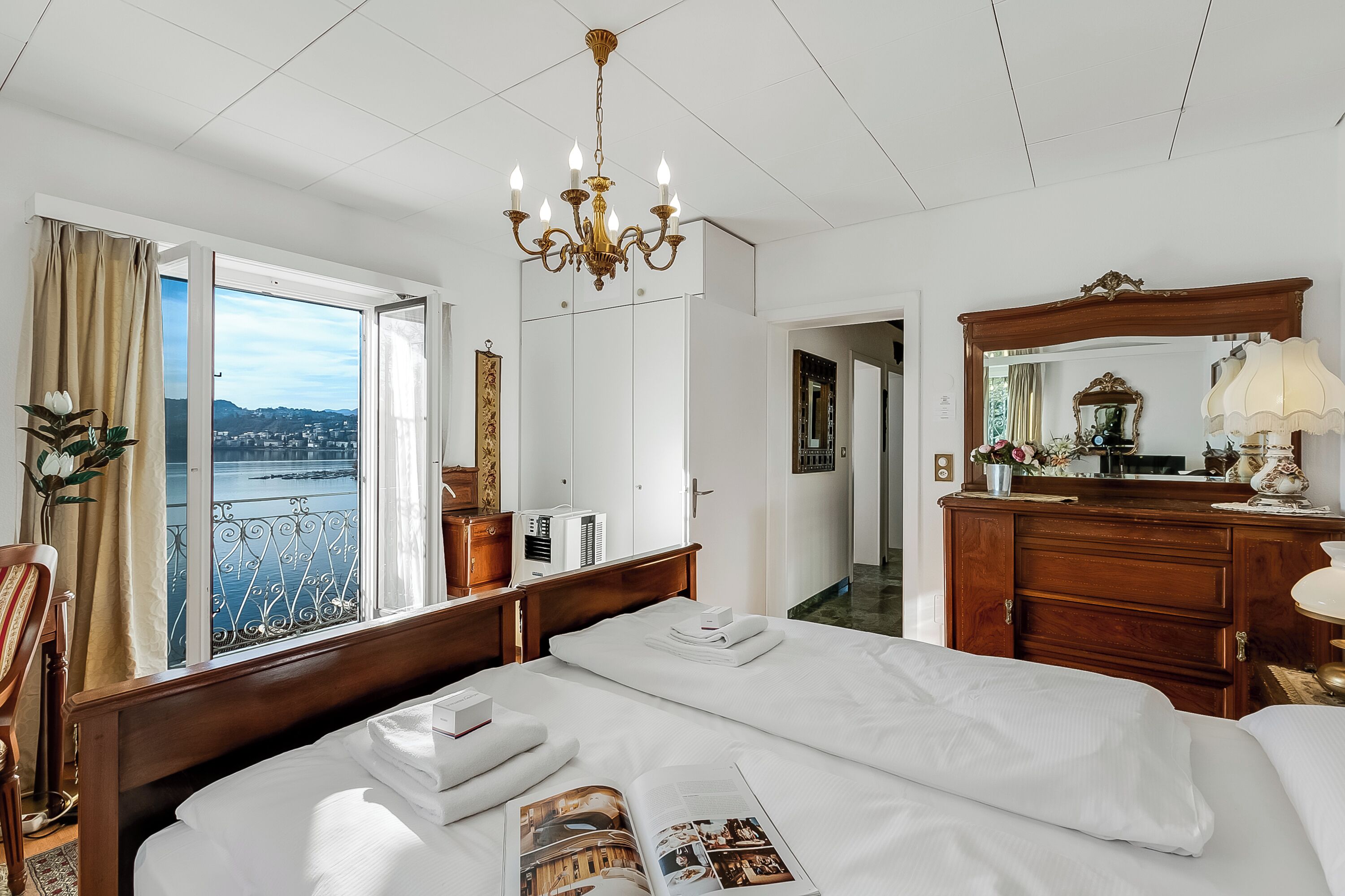 3 Schlafzimmer, laptopgeeigneter Arbeitsplatz, Bügeleisen/Bügelbrett