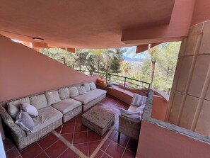 Apartment | Terrace/patio - Marbella Magna Apartment With Stunning Views (Marbella)