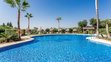 Appartement | Piscine | Piscine extérieure