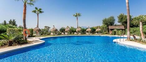 Lägenhet | Pool | Utomhuspool