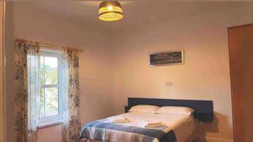 Casa | 3 habitaciones, wifi gratis y ropa de cama