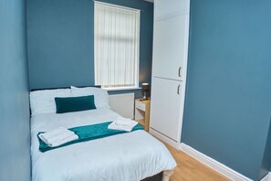 2 bedrooms, iron/ironing board, free WiFi, bed sheets - 2dbed Close to Etihad, Coop Live, Manchester (Manchester)