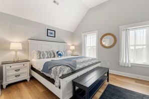 4 chambres, fer et planche à repasser, Wi-Fi, literie fournie