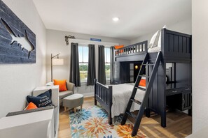 4 chambres, fer et planche à repasser, Wi-Fi, draps fournis