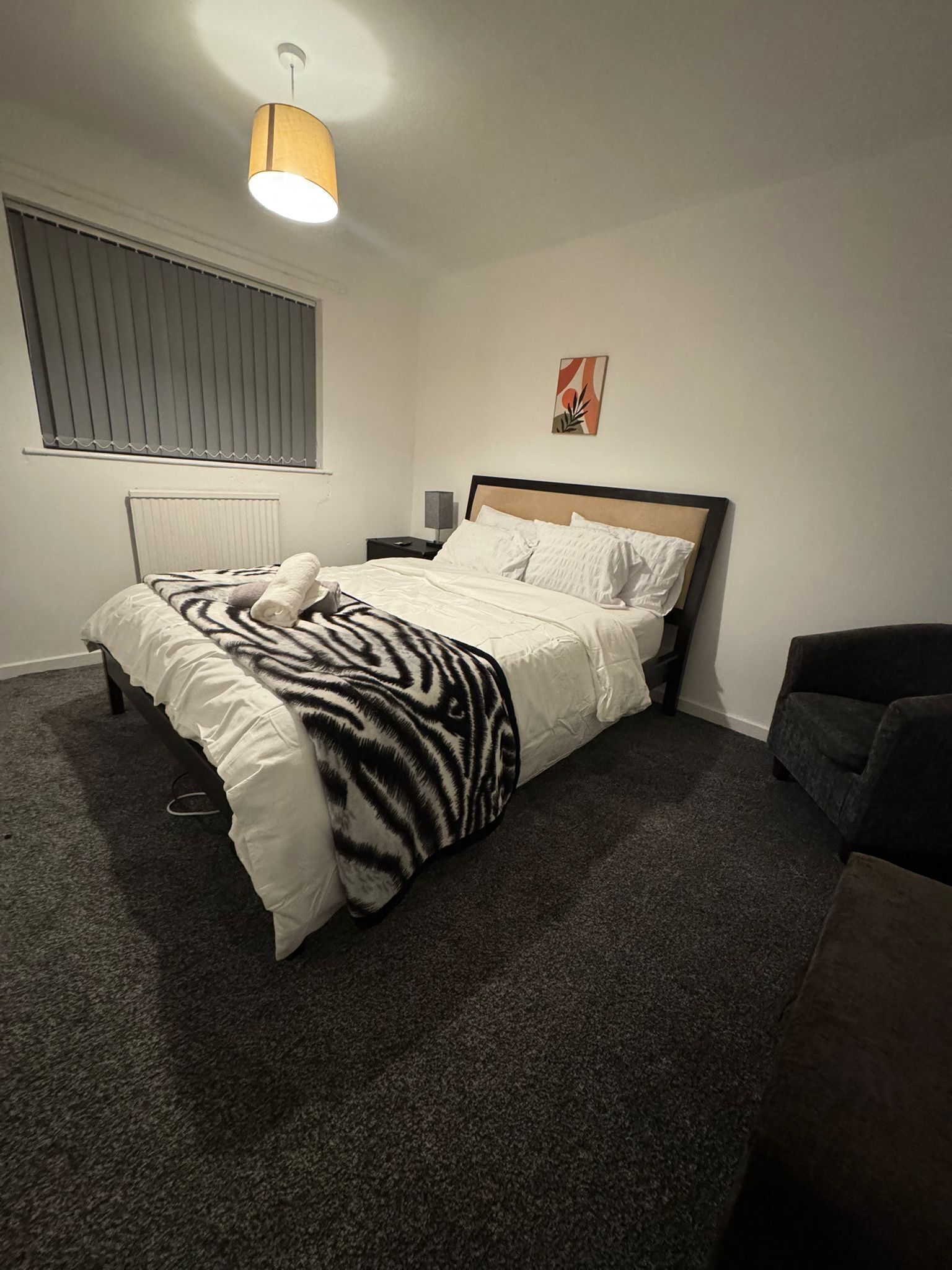 3 bedrooms, iron/ironing board, WiFi, bed sheets