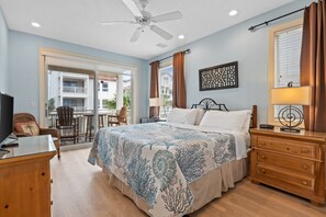 6 bedrooms, iron/ironing board, free WiFi, bed sheets - Beachfront 6-bedroom pet friendly home (St. George Island)