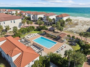 Pool - Beachfront 6-bedroom pet friendly home (St. George Island)