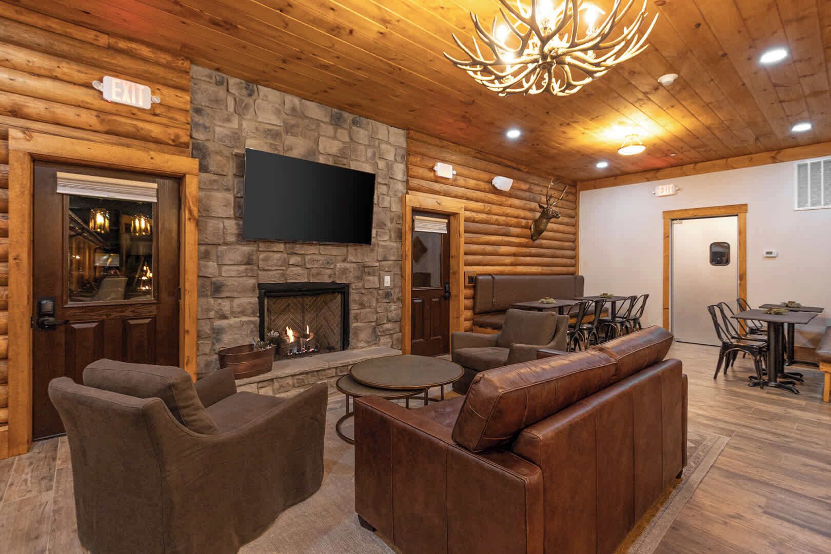 Premium Double King Suite - Gatlinburg, TN