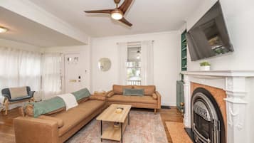 TV, fireplace, offices