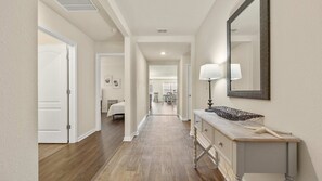 3 bedrooms, iron/ironing board, WiFi, bed sheets