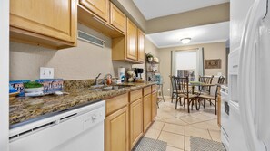 Fridge, microwave, oven, stovetop - Coastal Clipper – Charming 2 BDR, Walk to Beach! (Saint Augustine)