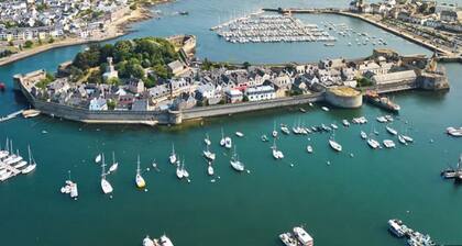 Villa Marguerite, facing the sea