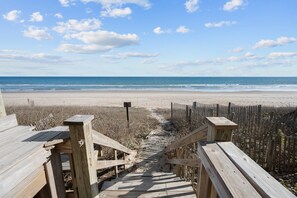Sur la plage, serviettes de plage