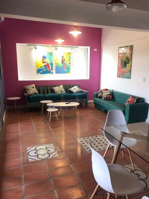 家庭公寓, 露台, 山景 | 起居区