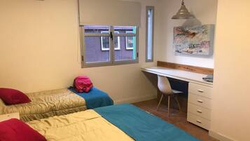 Familielejlighed - terrasse - bjergudsigt | 1 soveværelse, gratis Wi-Fi, sengetøj