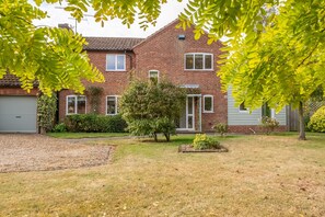 Exterior - Corner Cottage, Brancaster, Norfolk (Brancaster)