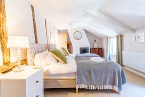 4 habitaciones, tabla de planchar con plancha y wifi gratis 