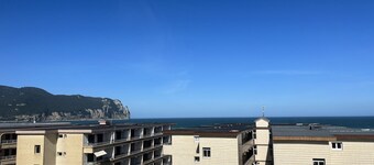 Great apartment in Laredo by La Salvé beach.