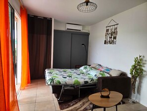 1 bedroom, free WiFi, bed sheets